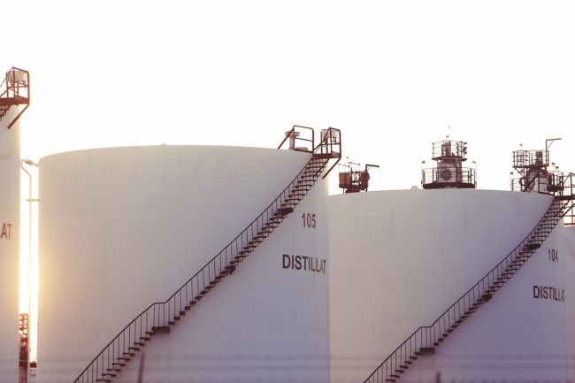 Distillate_-oil_storage_tank-2