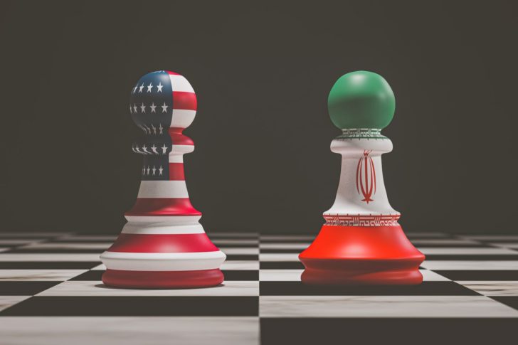 USA_Iran_Schachfiguren-10