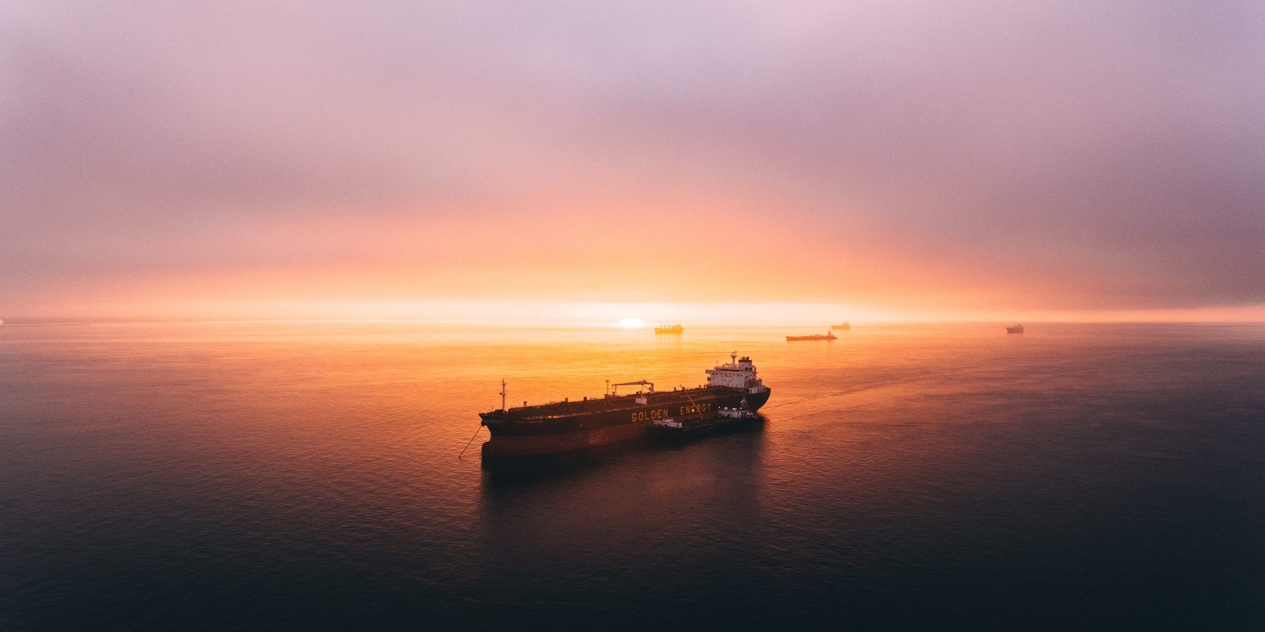oil-ship-tanker-sunrise-14