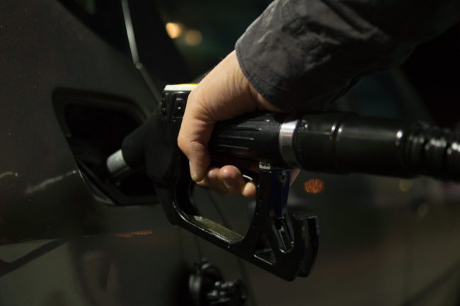 tanken-Benzin-Auto-1